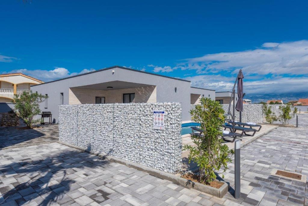 More Exclusive Villas And Spa Vir Exterior photo